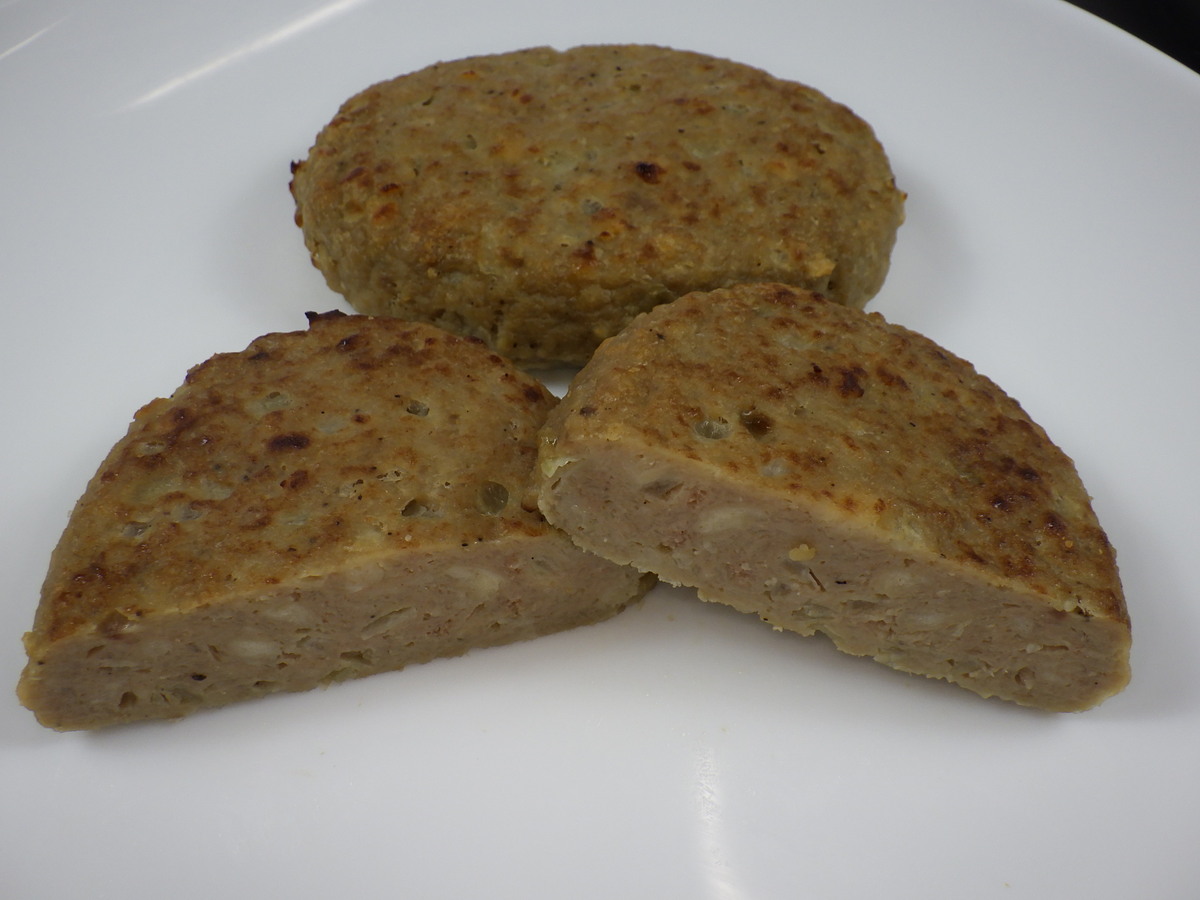 FMうす味ハンバーグ（国産鶏豚使用）