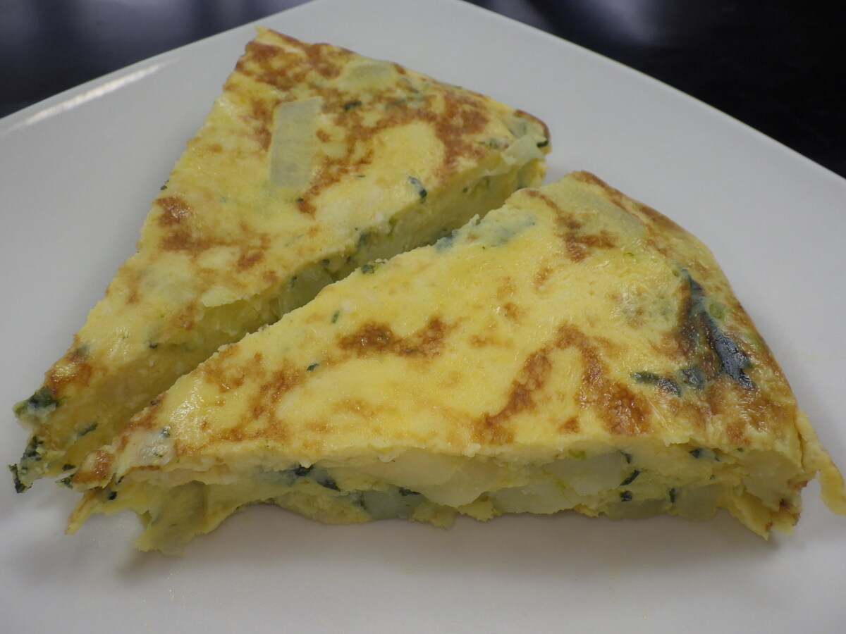 具たっぷりスペイン風オムレツ