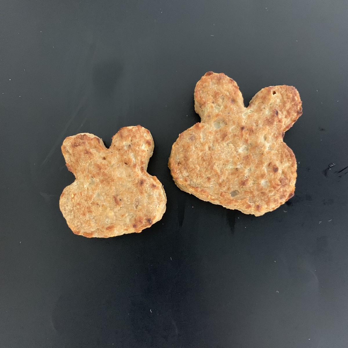FMうす味うさぎ型ハンバーグ